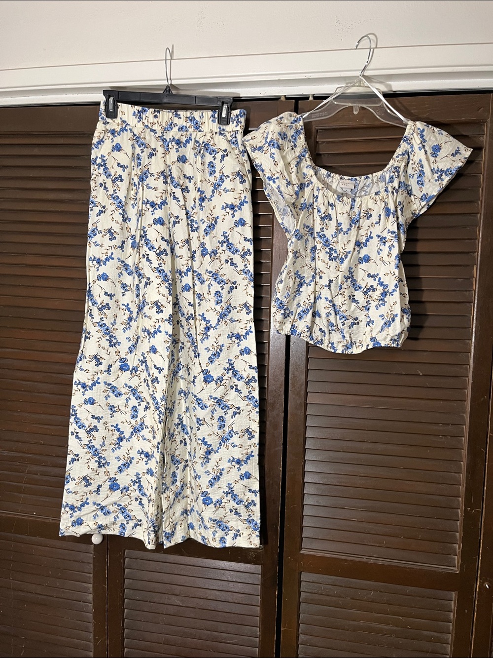 A New Day Floral Wide-Leg Pants & Crop Top Set - Blue on Cream